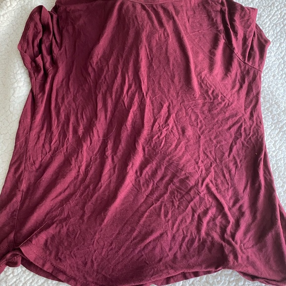 Maroon V-Neck Tee - Picture 3 of 4